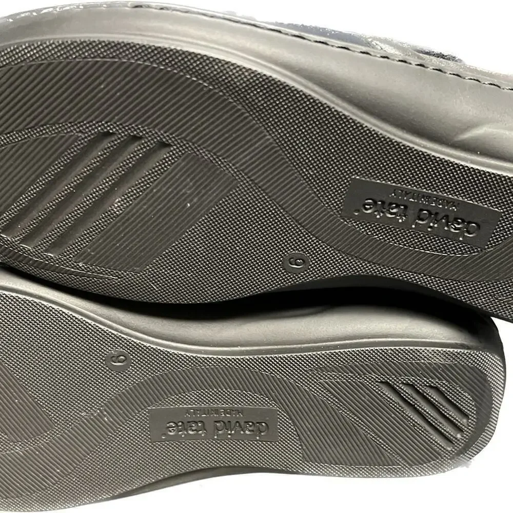 DAVID TATE GIRLS LEATHER “VELCRO” SHOE MADE IN ITALY SIZE 6 NWOT